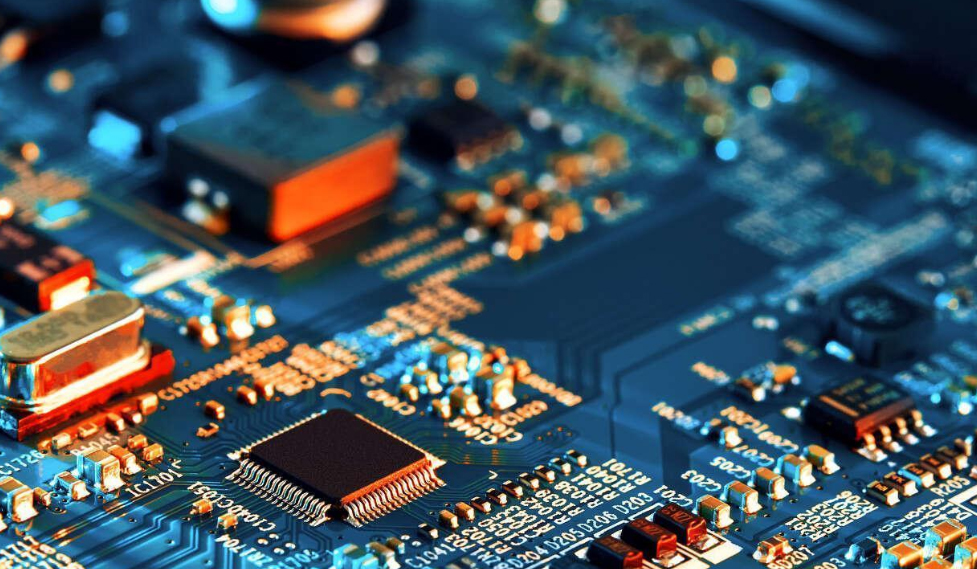 雨季不“翻車”！淋雨實(shí)驗(yàn)箱助力產(chǎn)品防